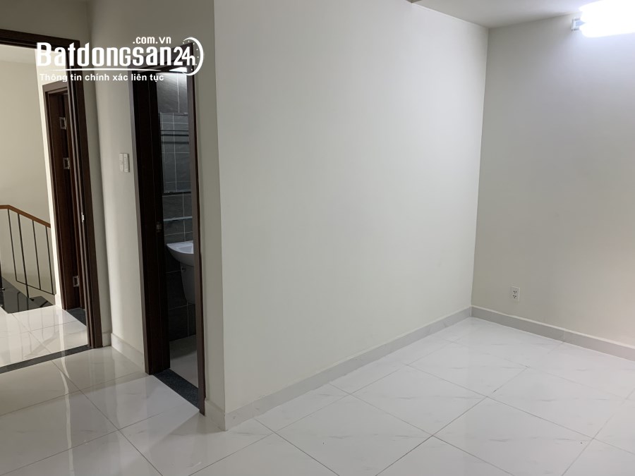 Bán Nhà tại Phan thế Hiển, Ngay Chợ Ngay-0907456379