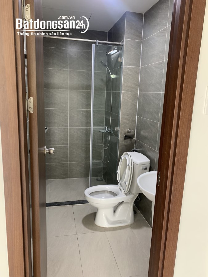 Bán Nhà 1 Trệt 1Lầu (2PN+3WC) 151m2 - 5,350 Tỷ-Tặng Máy Lạnh-Ngay Chợ Ngay-0907456379