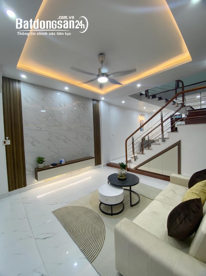 Bán căn nhà 3 tầng ngõ đường Điện Biên Phủ, TP HD, 40m2, mt 4.23m, 3 ngủ, hướng tây
