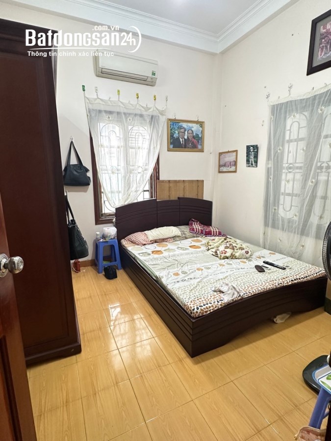 QÚA HIẾM TẠI TRUNG TÂM P. DỊCH VỌNG, Ô TÔ ĐỖ CỬA, 43,1M2, GIÁ MỚI 9,8 TỶ