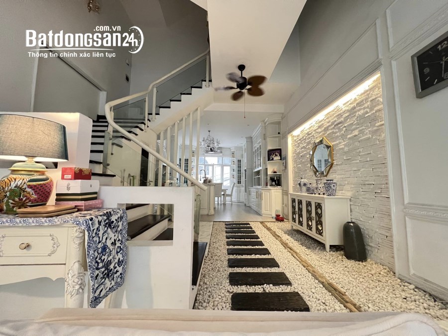 Nhà Kiến Hưng hàng xóm Xa La, ô tô tránh, vỉa hè rộng, 60m2, 10.5 tỷ