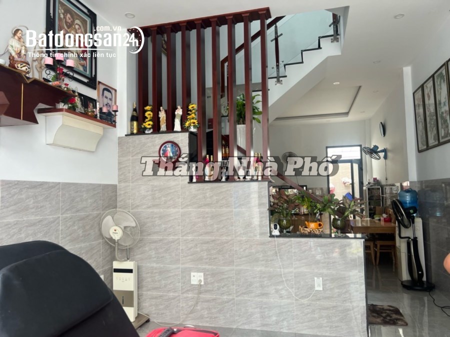 BÁN NHÀ TĂNG NHƠN PHÚ B HẺM XE HƠI 3 TẦNG KIÊN CỐ  CHỈ 4.990T.Ỷ FULL NỘI THẤT