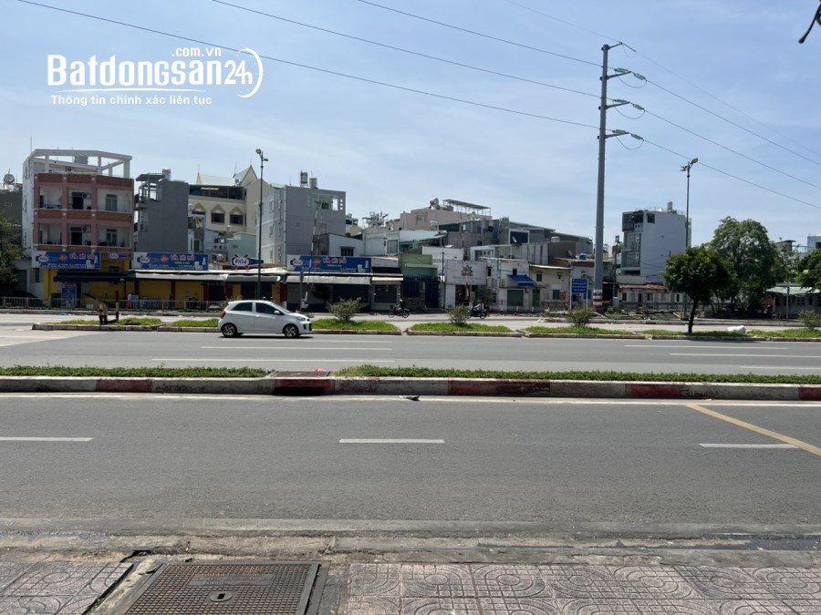 Bán nhà 2 mặt tiền phạm văn đồng và nguyễn bỉnh khiêm shr 5 phòng ngủ