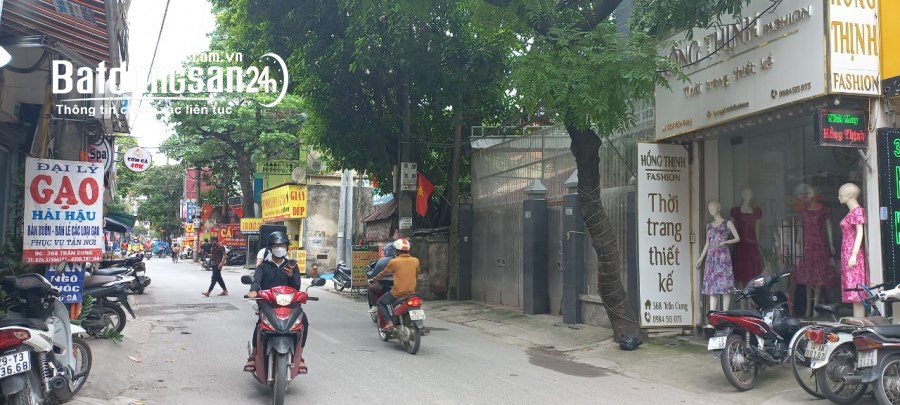 Bán nhà mặt phố Trần Cung DT 55m2, mặt tiền 4.7m, Kinh doanh tốt, giá 10.5 tỷ
