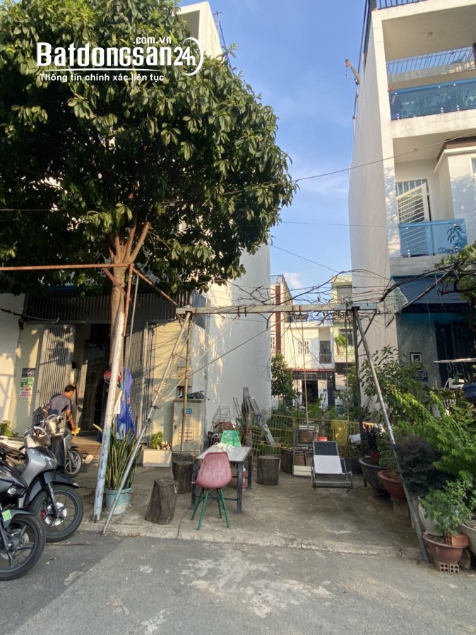 ĐẤT THỔ CƯ - ĐƯỜNG 12M- NGÔ CHÍ QUỐC - XÂY DỰNG 3 TẦNG - NHỈNH 2 TỶ