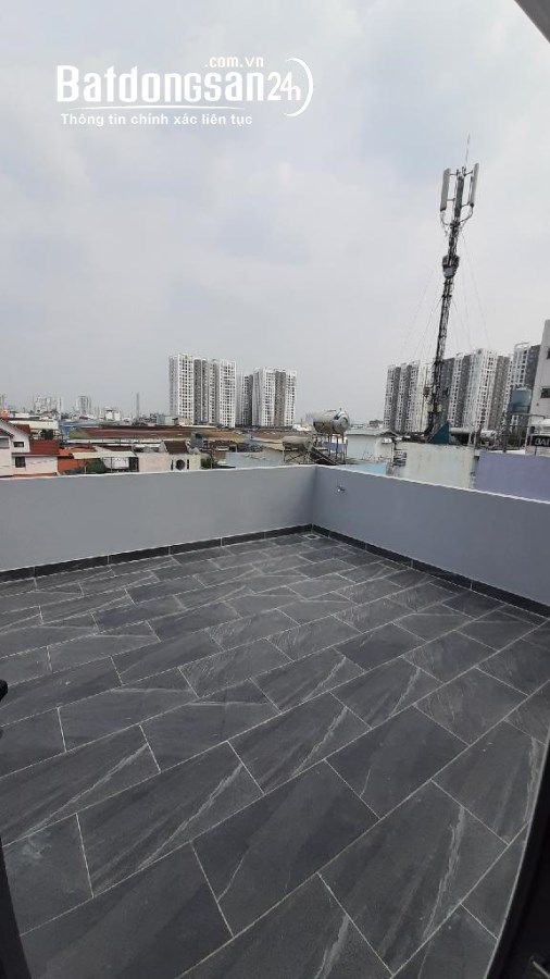 NHÀ HẼM XE HƠI QUAY ĐẦU THOẠI NGỌC HẦU TÂN PHÚ 51M2 KHU NHÀ CAO TẦNG ĐẲNG CẤP