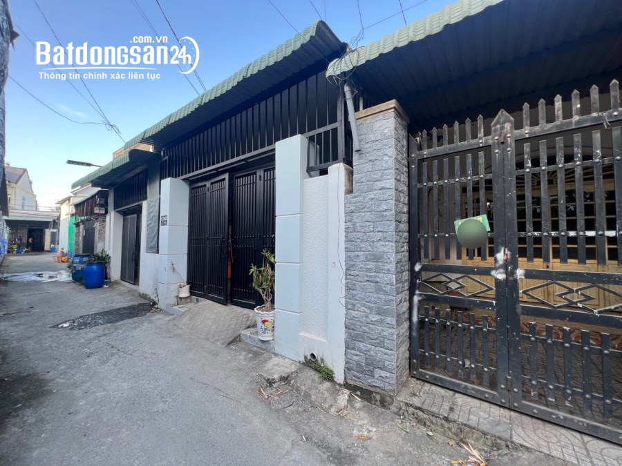 Nhà cấp 4 gần BigC Go Dĩ An, hẻm ô tô, 528 Đông Hoà, Dĩ An