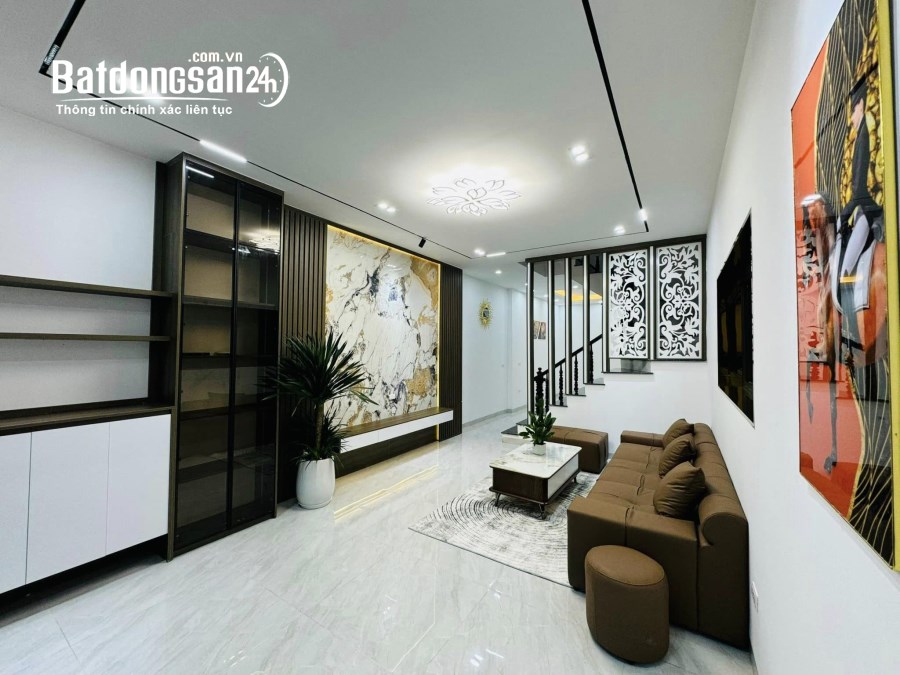 Lê Thanh Nghị 65m2 5 tầng Oto tránh, kinh doanh, 10m ra phố 16.5 tỷ 