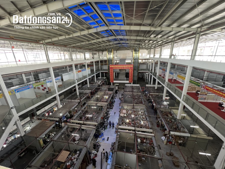 Bán cửa hàng, Shophouse Đường Nguyễn Huệ, Phường Phố Mới, TP - Lào Cai