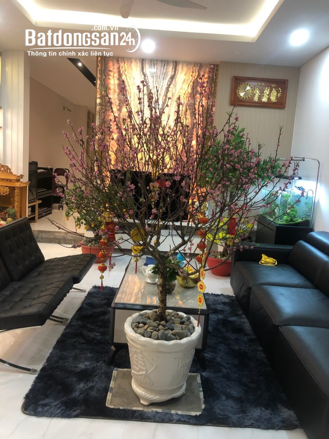  Cho thuê nhà 1T2L MT kinh doanh Nguyễn Bảo Đức 140m2 chỉ 15tr/tháng