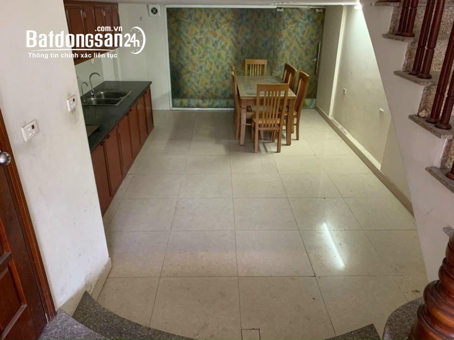 Cho thuê nhà phân lô Nguyễn Xiển Thanh Xuân 50m x 4T x 18tr, vỉa hè, ô tô