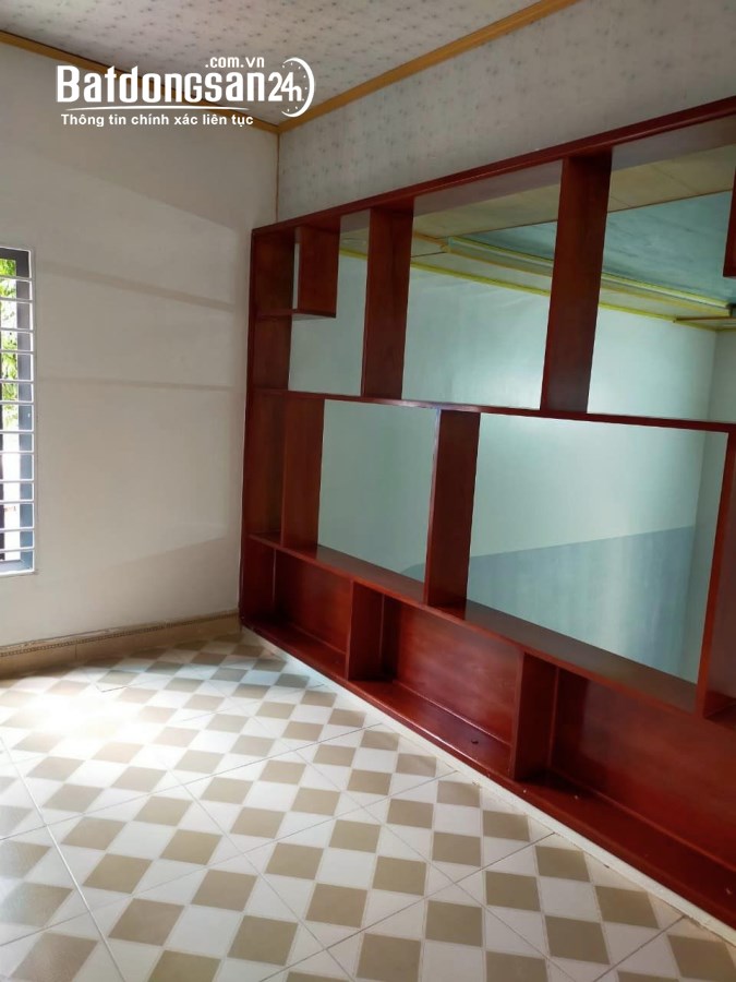 Bán nhà ngõ phố Lê Viết Hưng, ph Ngọc Châu, TP HD, 40.4m2, 2 ngủ, 1 vs, sân để xe, gi