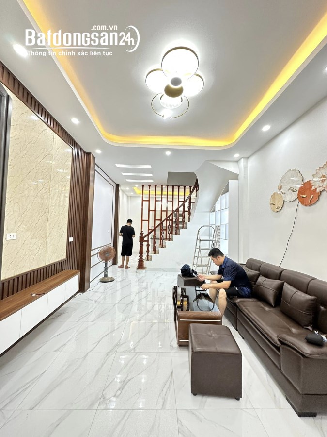 Trần Đại Nghĩa 50m2 Oto tránh, ngõ thông, kinh doanh 9.88 tỷ