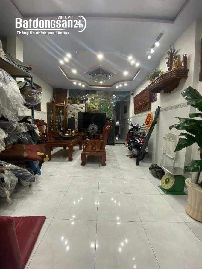 Bán Nhà Mặt Tiền Âu Cơ, Tân Bình, 160m2, 3 Tầng Mới, Nội Thất Cao Cấp, Nhỉnh 28 Tỷ TL