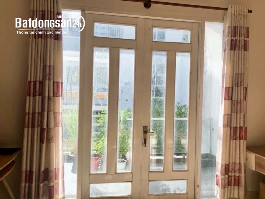 NHÀ 3 LẦU - CHỈ 1 CĂN DUY NHẤT - HẺM XE HƠI THÔNG - CÓ LỀ 1.5M - DTCN 72M2 - 9.7 TỶ