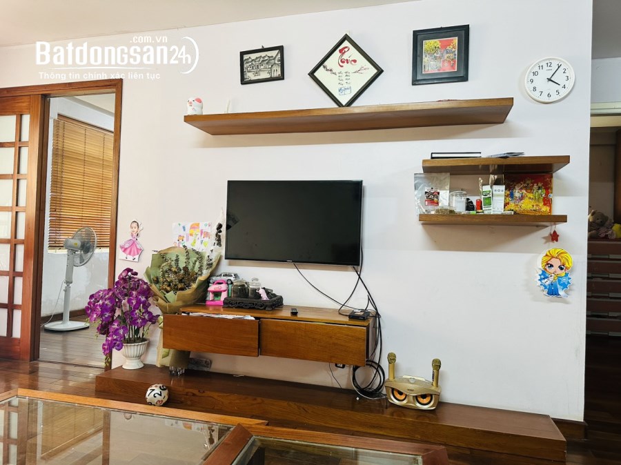 Cho thuê căn hộ chung cư KĐT Mễ Trì Hạ tòa CT1-2 90m 2PN 2VS full đồ giá 13,5 triệu v