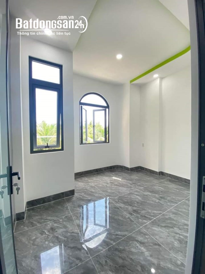 Bán nhà mới đường Phạm Hùng . Trung An . Tp Mỹ Tho