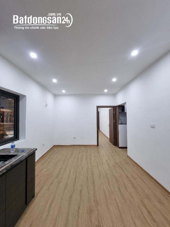 Bán Nhà TÔN ĐỨC THẮNG_  Hiếm có_ Vị Trí Đắc Địa Ô TÔ TRÁNH_DT39m_3,2 tỷ.