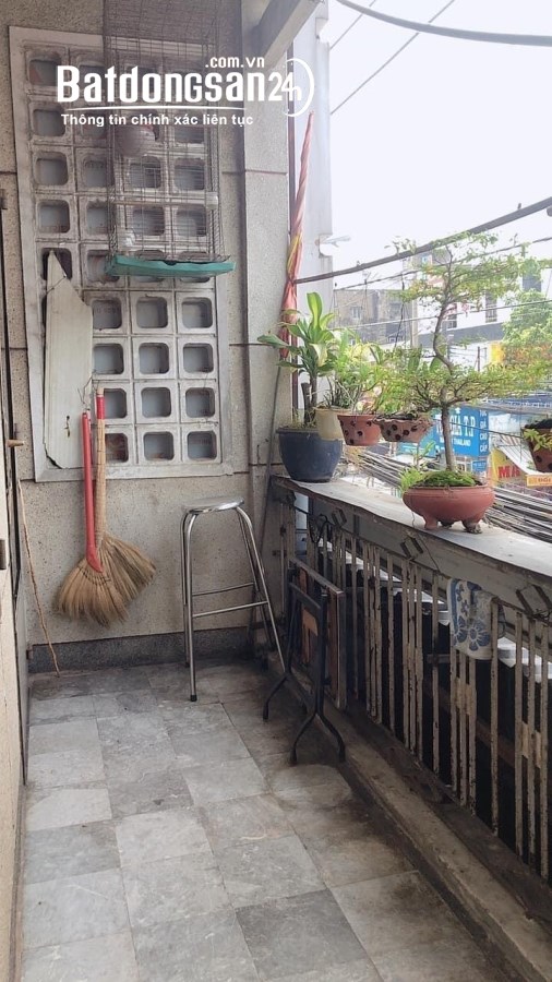 Bán nhà mặt phố Đường Cách Mạng Tháng Tám, Phường 11, Quận 3