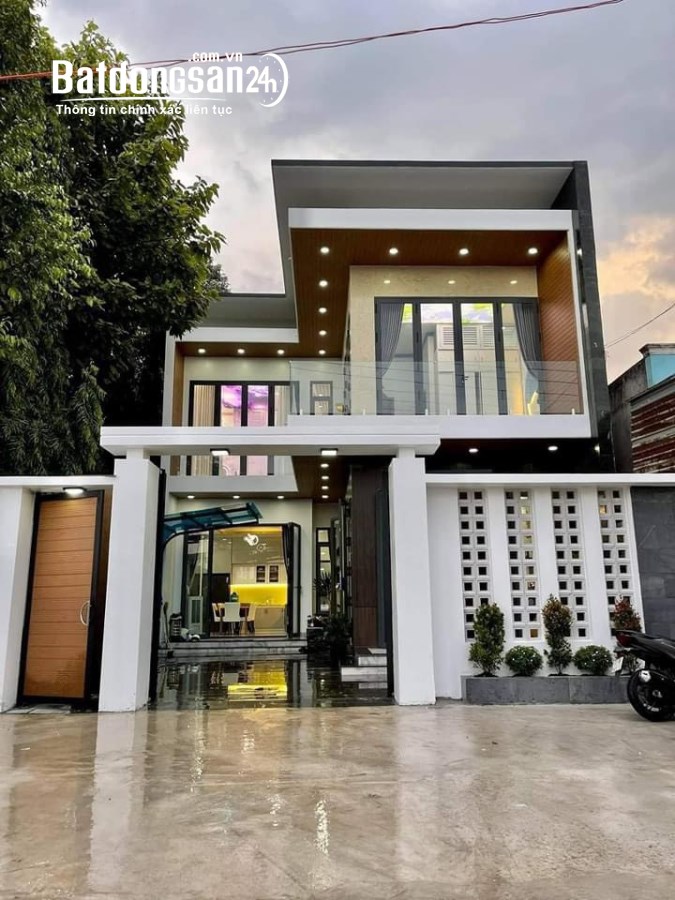 Chính chủ gửi e bán lô góc 2 mặt tiền diện tích 8x14 - Nằm Cách Cây Xăng 26 3km