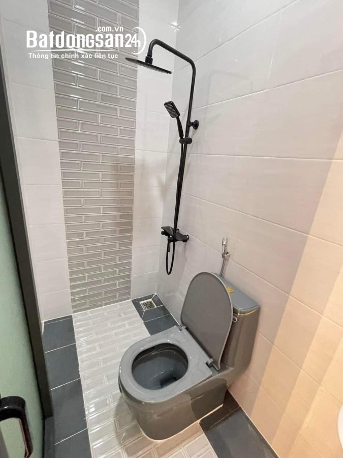 Chính chủ gửi e bán lô góc 2 mặt tiền diện tích 8x14 - Nằm Cách Cây Xăng 26 3km