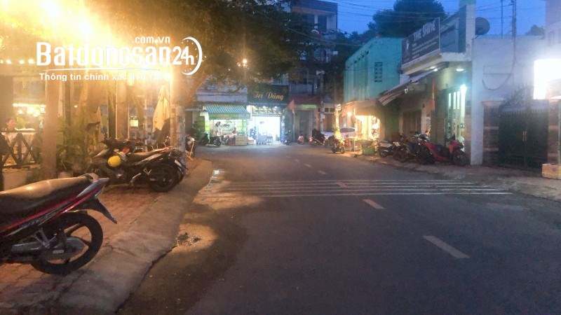 TIN THẬT:Nhà ngay Mặt tiền 4x21, 2 tầng,CN 84m2 thổ,Ngô Quyền,Hiệp Phú,Quận 9