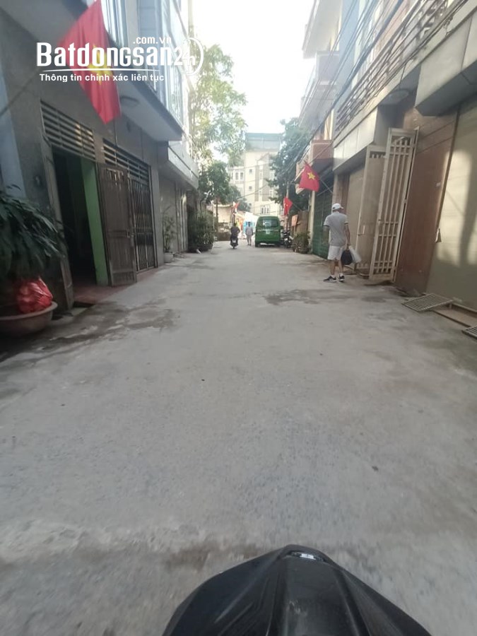 Bán mảnh đất ngõ 401 Xuân Đỉnh 44m mặt tiền 5m cách đường oto 10m gần chợ, công viên 