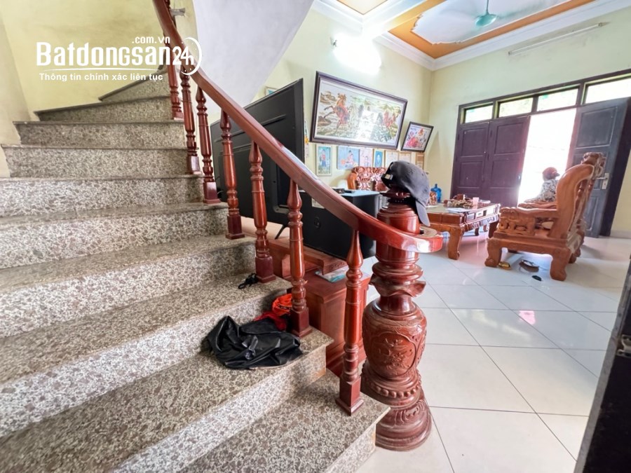 Nhà 3 Tầng-Tuân Lề-Tiên Dương-Đông Anh-DT 147m²-MT 8m-Ô Tô Tránh