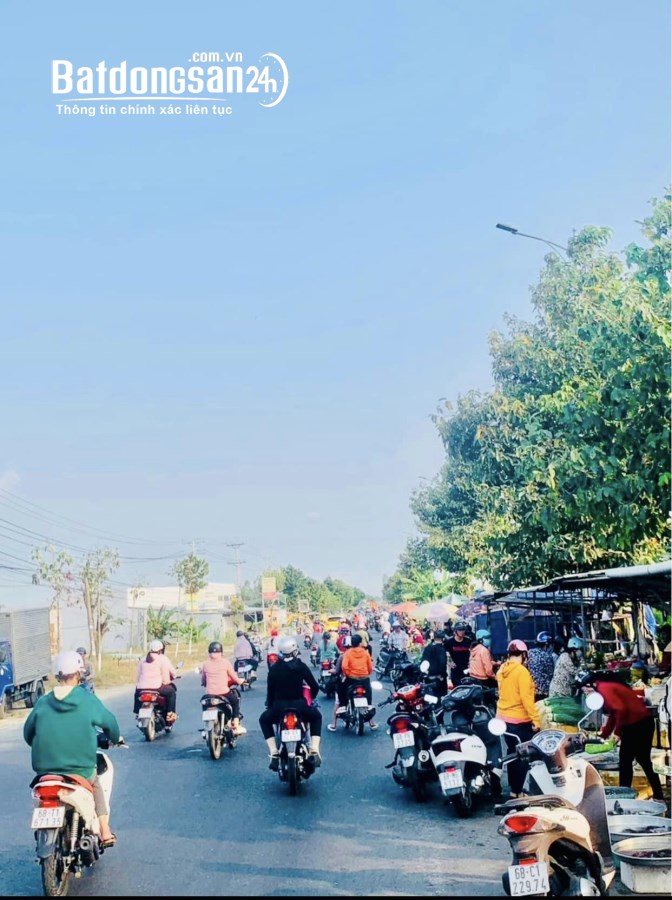 Bán nhanh trong tháng đất thành phố Đồng Xoài sổ sẵn sang tên ngay giá chỉ 600 triệu 