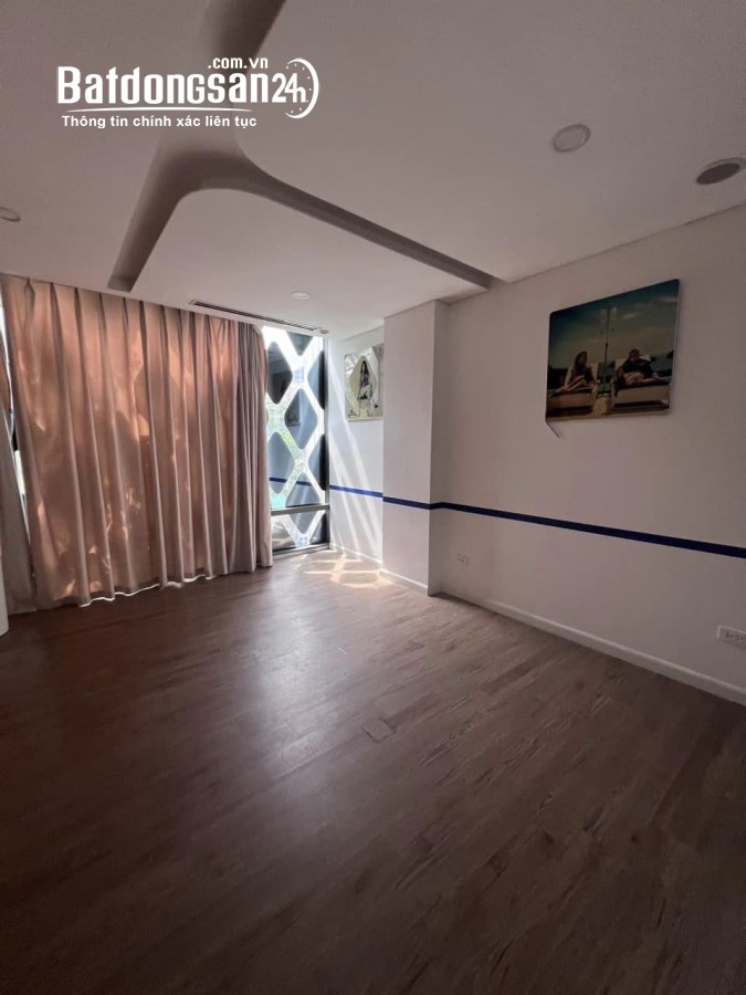 "Bán nhà mặt phố Giang Văn Minh, Ba Đình 85m, 10 tầng, mt 6m. Giá: 68 tỷ
