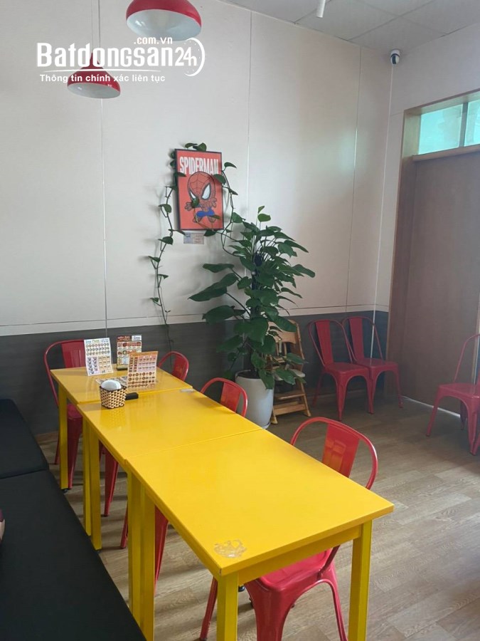 Cho Thuê nhà MP Nguyễn Chí Thanh, Đống Đa 42M x 4T giá 35tr - mọi mô hình kinh doanh