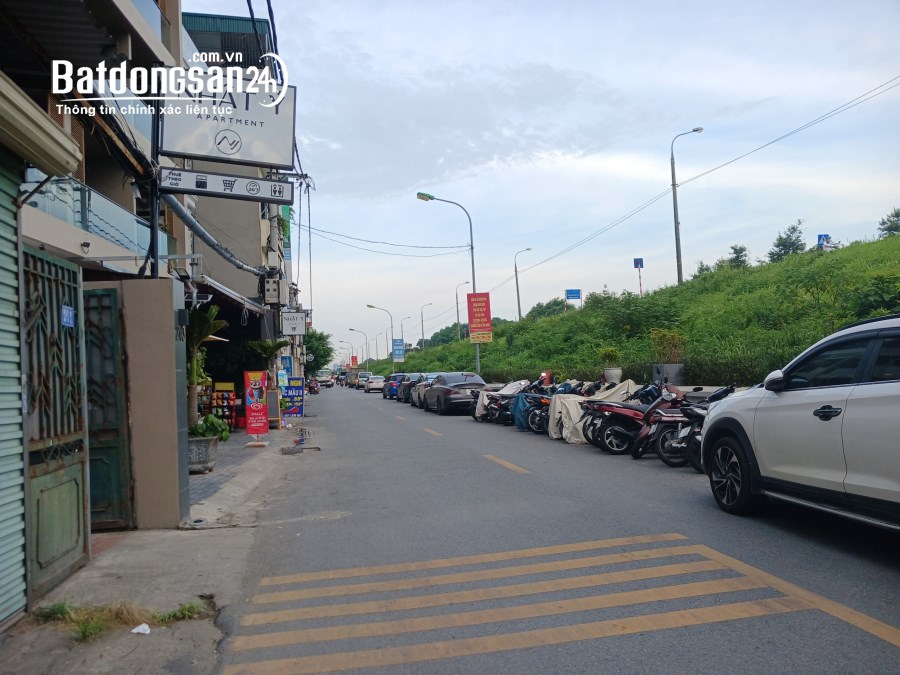 Bán nhà mặt phố Lâm Du, Bồ Đề. Đường to, kinh doanh tốt. 38m2 giá 7,85 tỷ