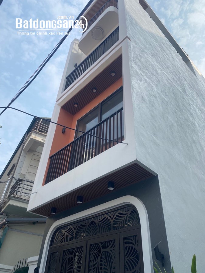 Bán nhà mặt phố Lâm Du, Bồ Đề. Đường to, kinh doanh tốt. 38m2 giá 7,85 tỷ
