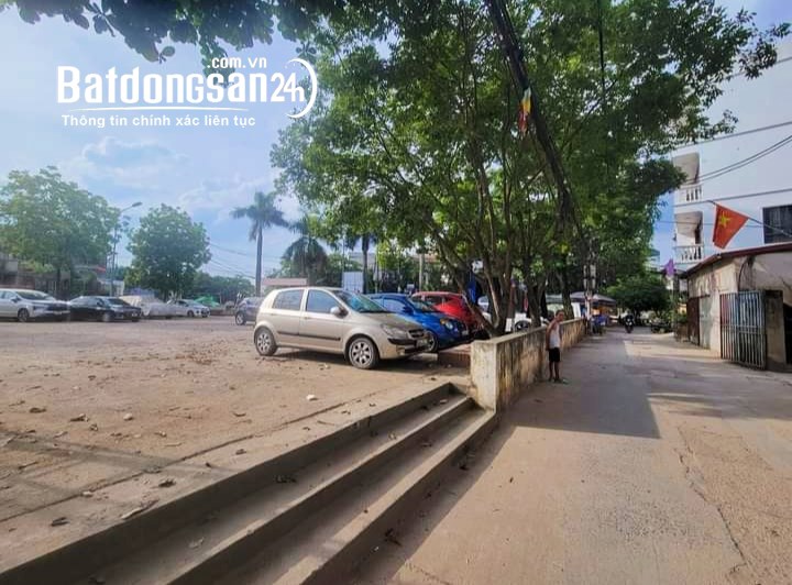 Bán đất Quang Tiến Nam Từ Liêm 62m, MT 4.5m giá 5 tỷ, ô tô vào đất, 20m ra hồ