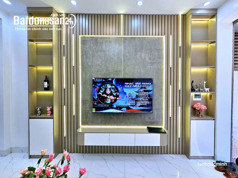 HÀNG HIẾM GIÁ TỐT ĐƯỜNG HOÀNG MAI, NGÕ Ô TÔ 32M X 5 TẦNG, NHÀ MỚI Ở NGAY CHỈ 6,9 TỶ