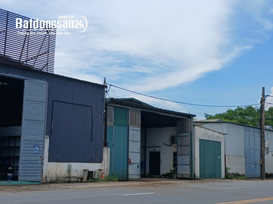 Bán đất mặt đường Bát Khối, Q.Long Biên. Vừa ở vừa KD. 570m2 giá 31 tỷ