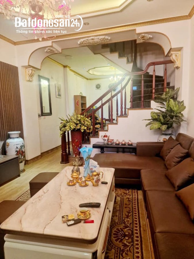 BÁN GẤP NHÀ 42M2 MỚI TINH NGÃ 6 Ô CHỢ DỪA _5 TẦNG_MẶT TIỀN 5M_5.8TỶ.