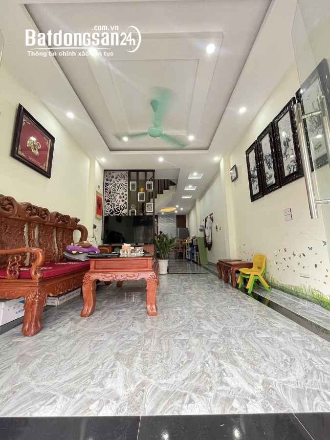 BÁN NHÀ PHỐ TRUNG PHỤNG NHƯ MỚI_NGÕ THẲNG_LÔ GÓC_40M2_5TẦNG_6.1TỶ.