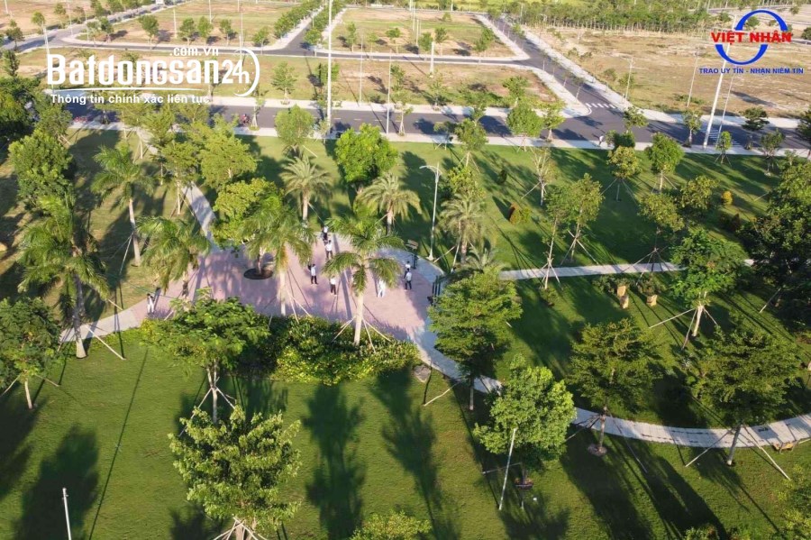 Siêu phẩm Khu dịch vụ hỗn hợp VSIP QUảng Ngãi 132m2 giá chỉ 9xx