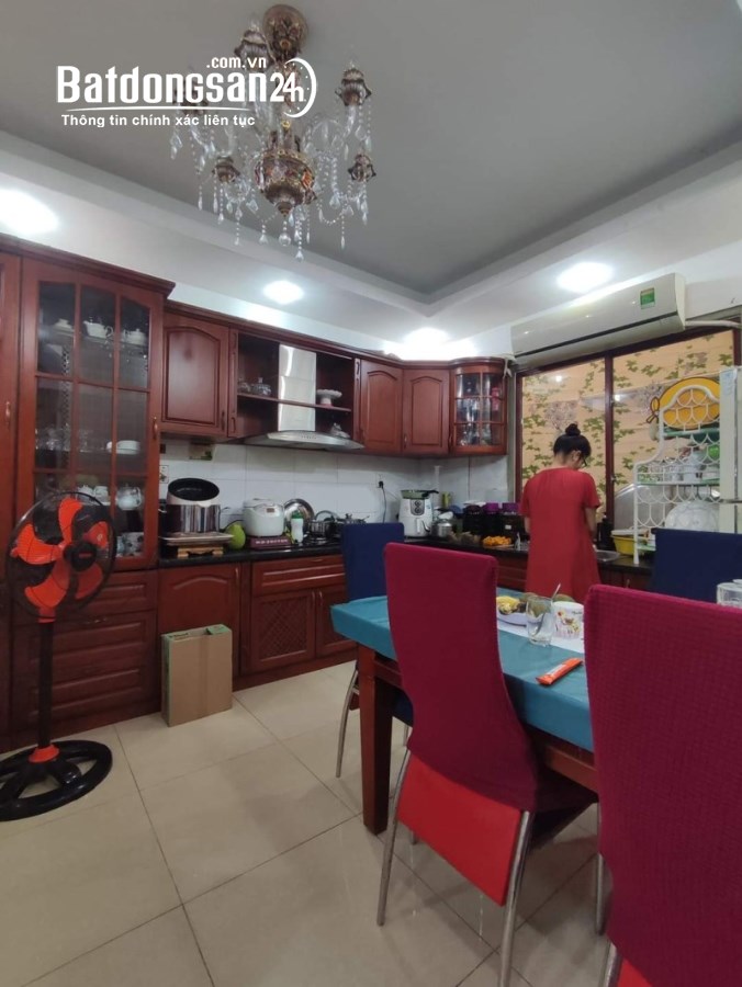 Bán nhà Đường Tân Hóa, Phường 14, Quận 6