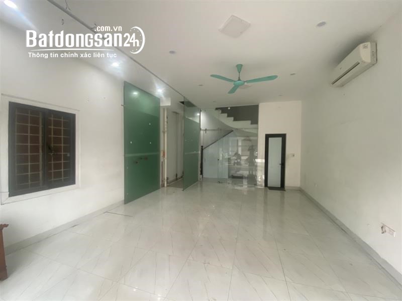 Bán nhà phố Liễu Giai 46m2, 3T, MT4.9m ô tô kinh doanh cực hiếm quận Ba Đình