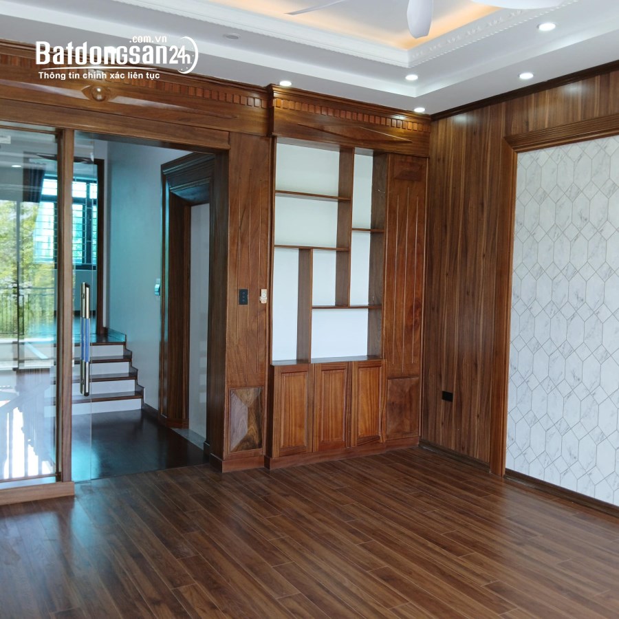 Bán nhà 4 tầng 67.5m2, mt 4.5m, 3 ngủ, gara, thang máy chờ, KĐT Tân Phú Hưng, TP HD