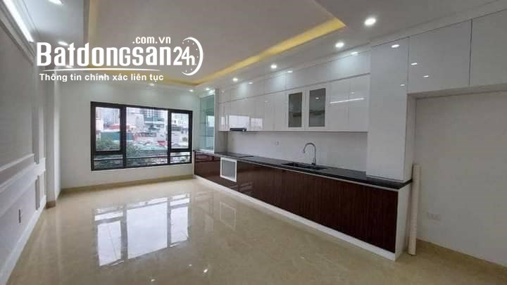 Bán nhà mặt phố Đường Âu Cơ, Phường Nhật Tân, Quận Tây Hồ