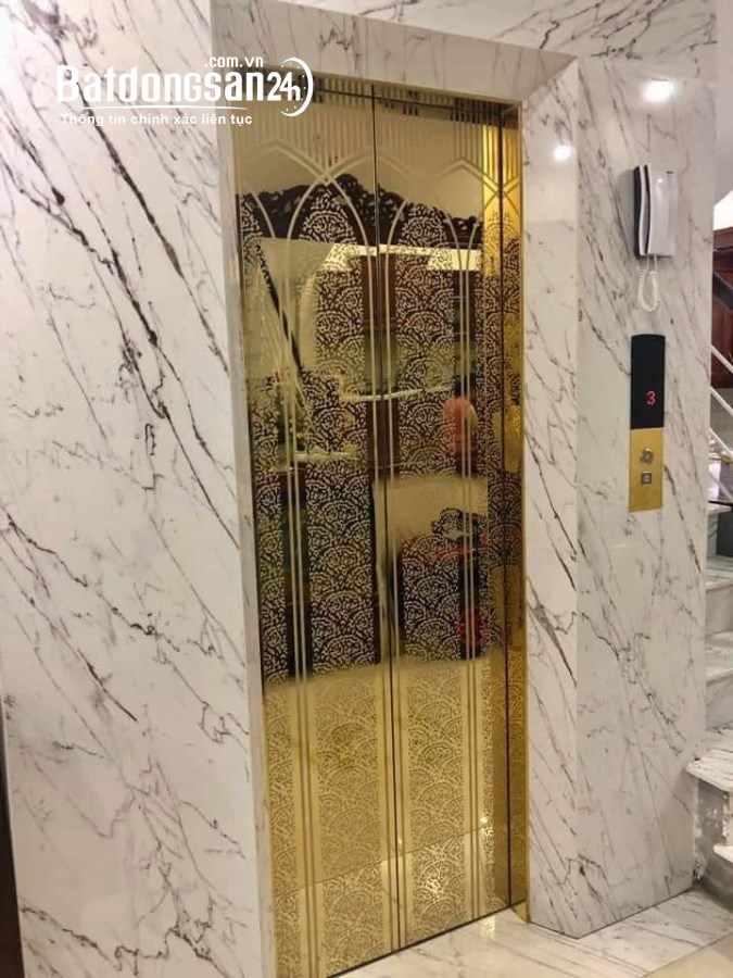Cho thuê nhà KĐT Cầu Bươu, Thanh Trì 60m x 4T giá 17tr, THANG MÁY, vỉa hè, ô tô
