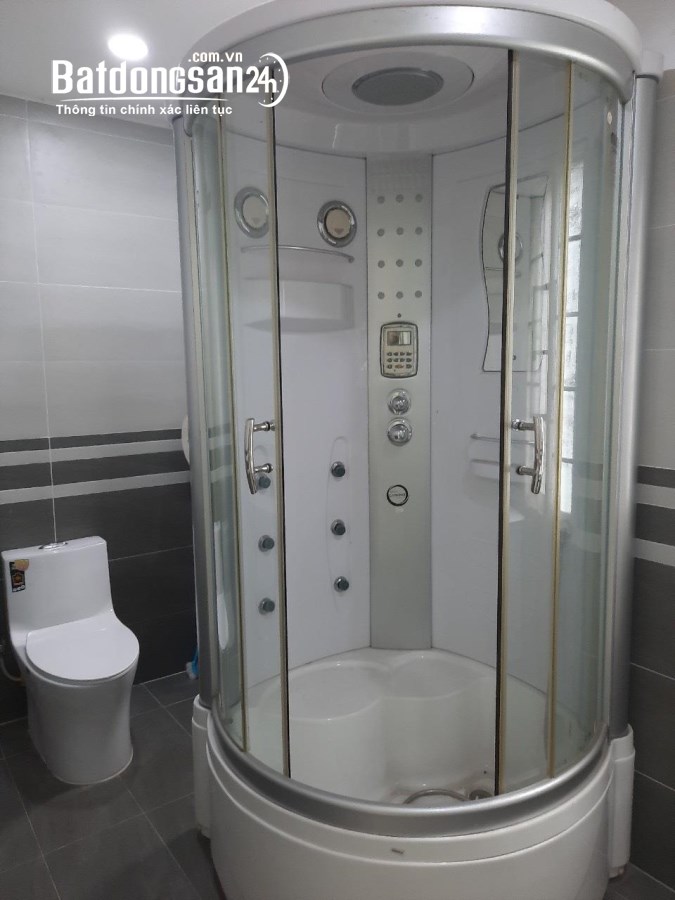 ***Bán nhà mặt tiền Tân Bình, mặt tiền Hoàng Văn Thụ, dưới 200