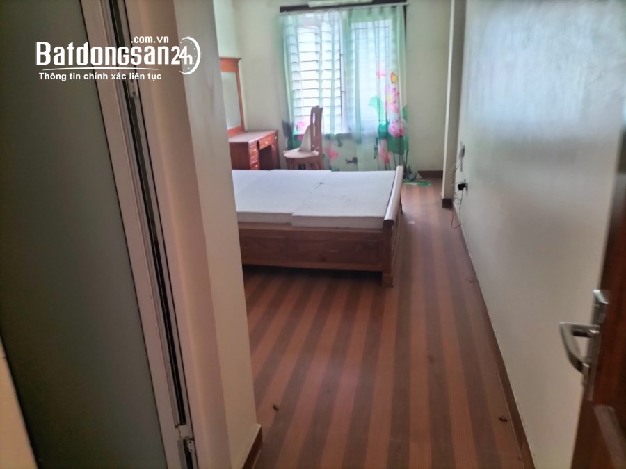 Bán nhà phân lô khu Tái Định Cư 8,5ha Phú Diễn ngõ 182 Phú Diễn 46m x5T đường 11m có 