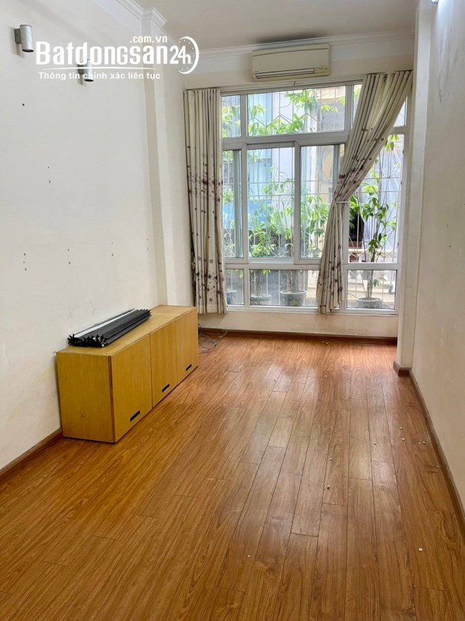 Cho thuê nhà ngõ thông, ô tô, kinh doanh Nguyễn Chí Thanh  Đống Đa 32m x 6T giá 23.5t