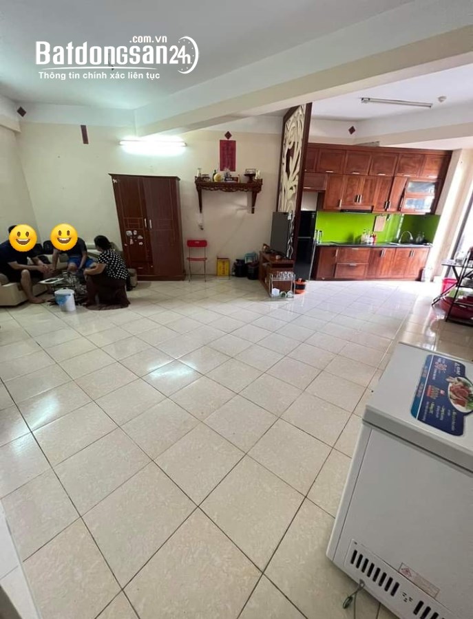 Bán chung cư Trần Bình Cầu Giấy 81m giá 3.6 tỷ, tầng trung, lô góc, 2 ban công