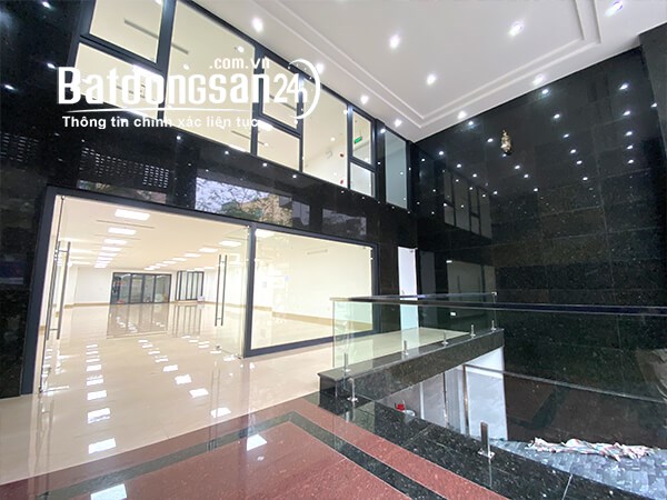 Bán Tòa Văn Phòng 9 Tầng Mặt Bờ Sông Sét, Đường Giải Phóng.DT 380m2. Giá 120 TỶ
