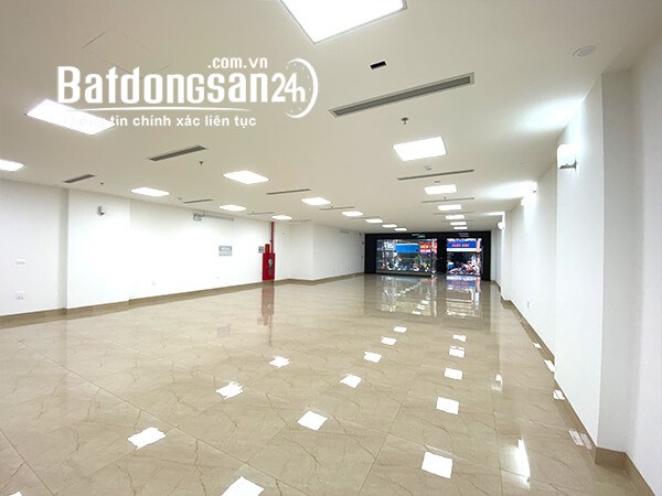 Bán Tòa Văn Phòng 9 Tầng Mặt Bờ Sông Sét, Đường Giải Phóng.DT 380m2. Giá 120 TỶ
